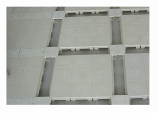 塑料網(wǎng)絡地板